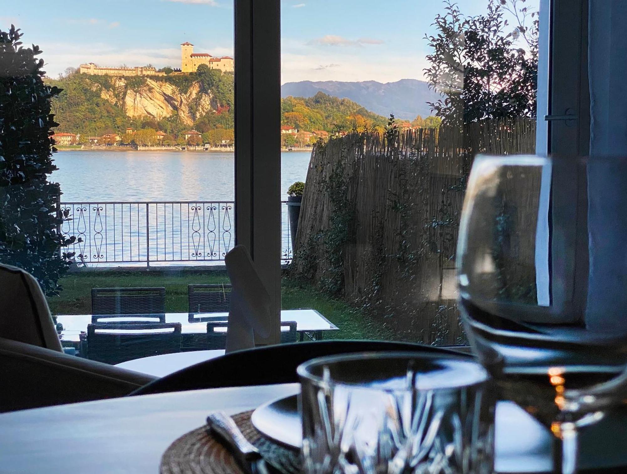Fwl Italian Romance On The Lake Arona Bagian luar foto